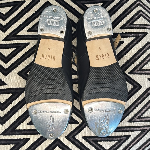 Bloch Ladies Tap-On Leather Tap Shoes Mary Jane Size 4 - Picture 7 of 8